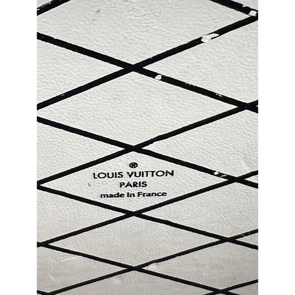 LOUIS VUITTON Petite Malle Epi Leather Crossbody Bag in Black - Picture 15 of 16